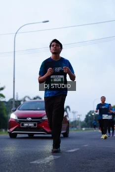 Runner Photo 4844281