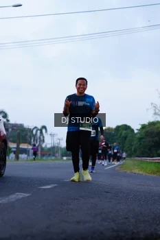Runner Photo 4844325