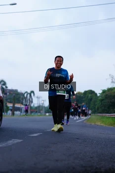 Runner Photo 4844334
