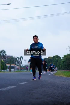 Runner Photo 4844343