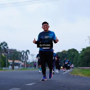 Runner Photo 4844347