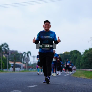 Runner Photo 4844360