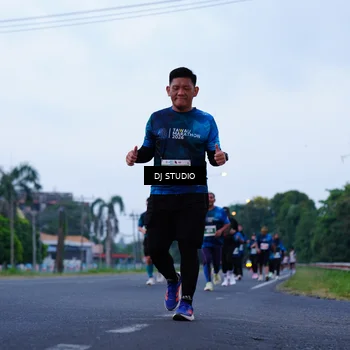Runner Photo 4844372