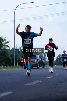 Runner Photo 4844453