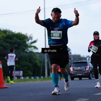 Runner Photo 4844479