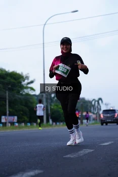 Runner Photo 4844525