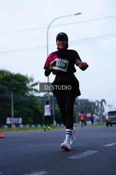 Runner Photo 4844543