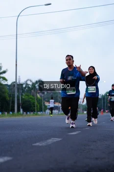 Runner Photo 4844565