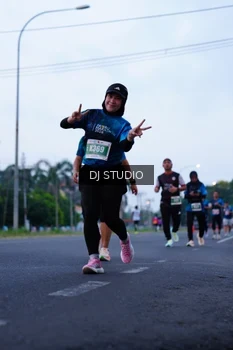 Runner Photo 4844674