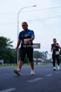 Runner Photo 4844728