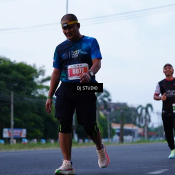 Runner Photo 4844737