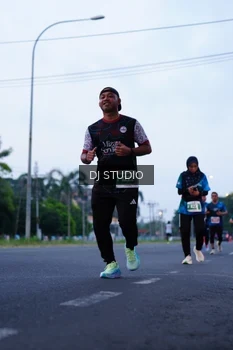 Runner Photo 4844768