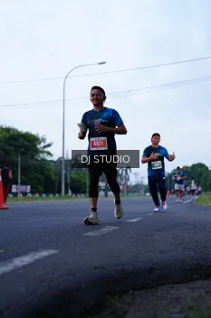 Runner Photo 4844936