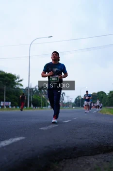 Runner Photo 4844993