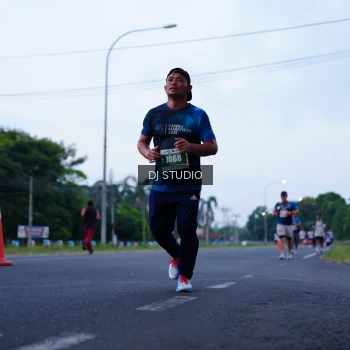 Runner Photo 4844999