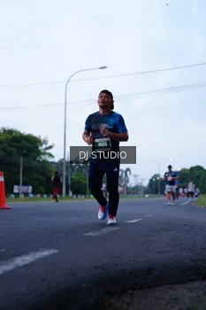 Runner Photo 4845001