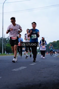 Runner Photo 4845307
