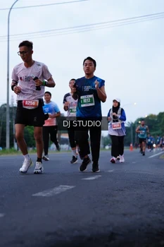 Runner Photo 4845309