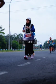 Runner Photo 4845391
