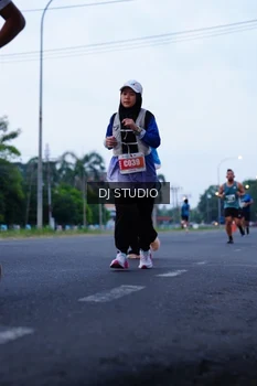 Runner Photo 4845392