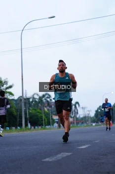Runner Photo 4845433