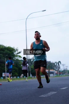 Runner Photo 4845459