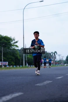 Runner Photo 4845624