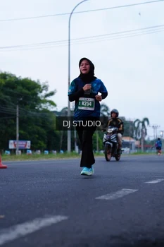 Runner Photo 4845636