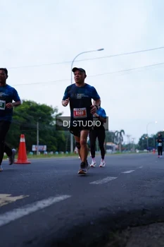 Runner Photo 4845771