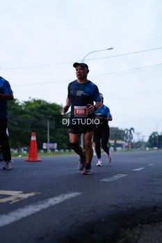 Runner Photo 4845791
