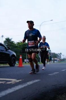 Runner Photo 4845799