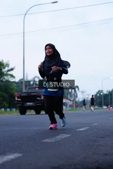 Runner Photo 4845916