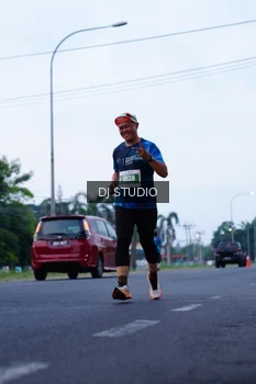 Runner Photo 4845964