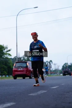 Runner Photo 4845974
