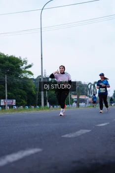 Runner Photo 4846101