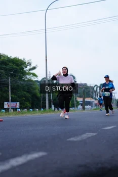 Runner Photo 4846115