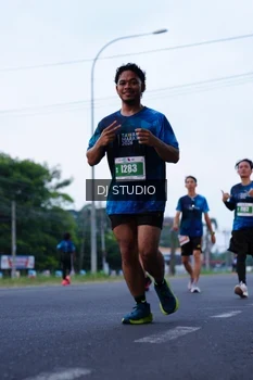 Runner Photo 4846624