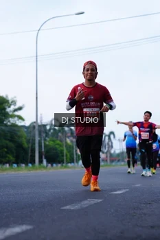 Runner Photo 4847051