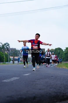 Runner Photo 4847095