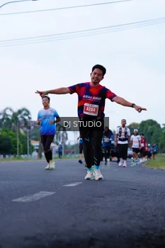 Runner Photo 4847159