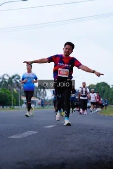 Runner Photo 4847172
