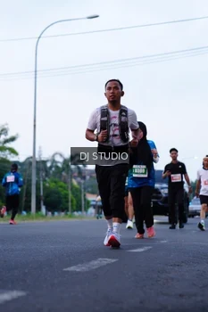 Runner Photo 4847323