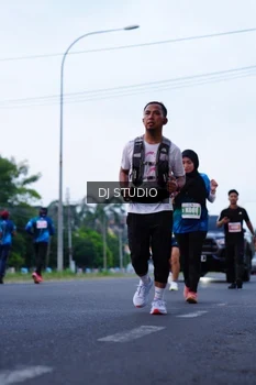 Runner Photo 4847335