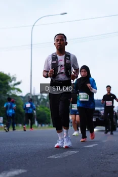 Runner Photo 4847375
