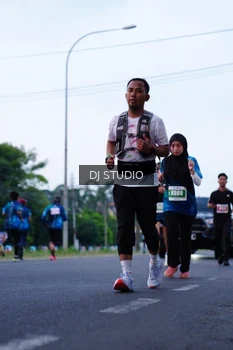 Runner Photo 4847419