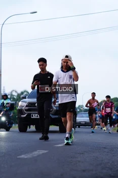 Runner Photo 4847496