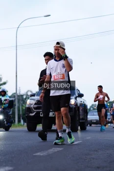 Runner Photo 4847536