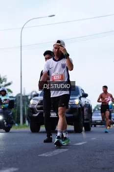 Runner Photo 4847544