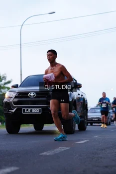 Runner Photo 4847564