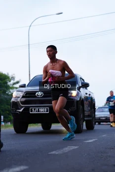 Runner Photo 4847576